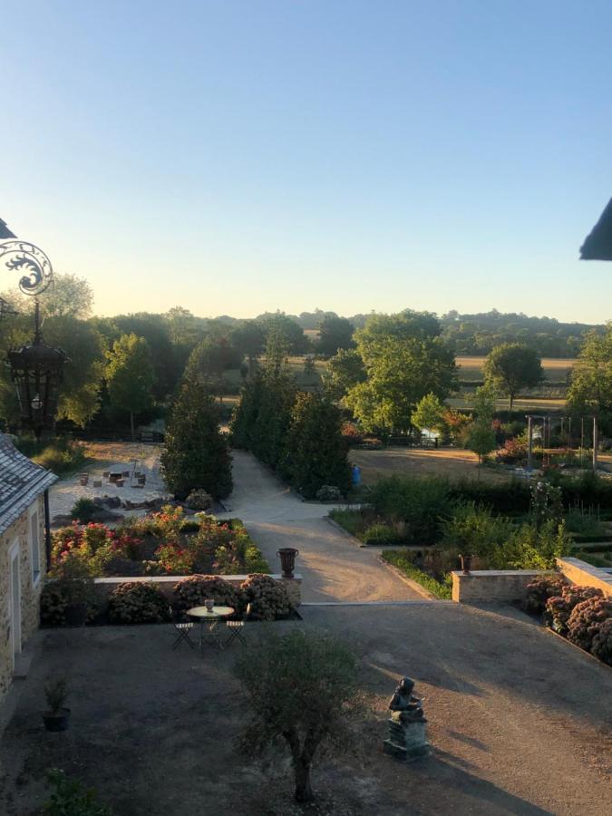 La Francoisiere Bed and Breakfast Loigné-sur-Mayenne Esterno foto